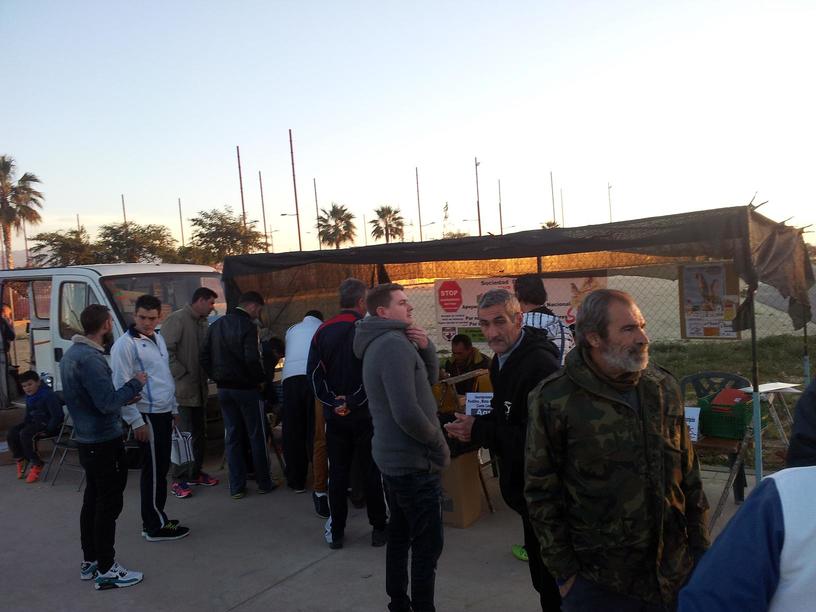 Primeros concursates inscribiendo.JPG