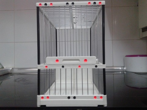 Jaula Poker puerta.jpg